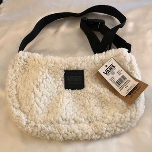 Vans Shorty Sherpa Shoulder Bag Color Marshmallow With Black Accents NWT